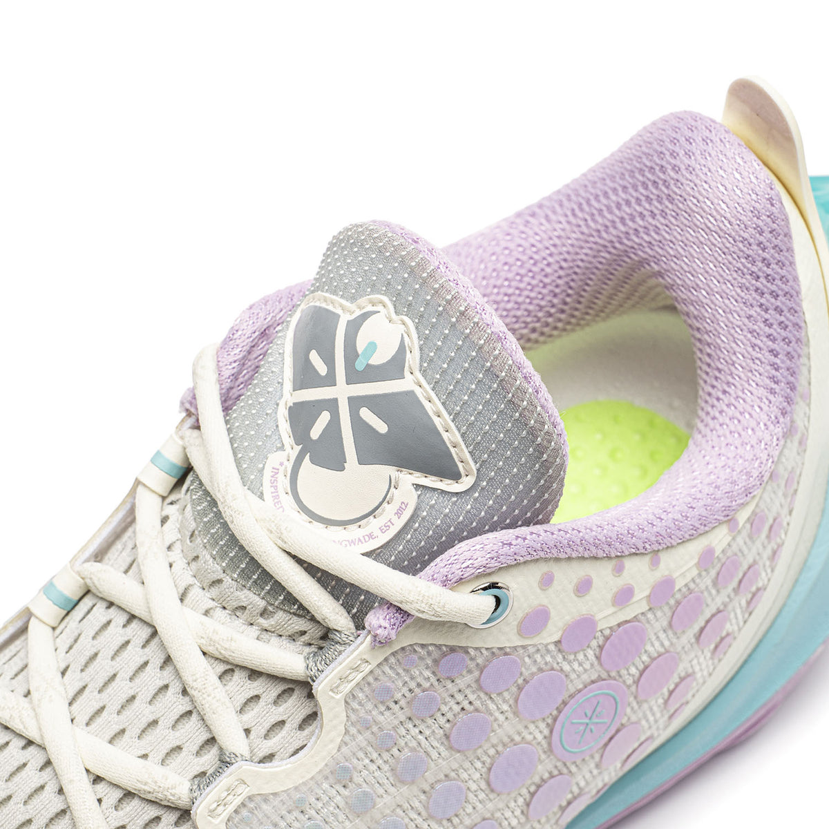 Wade 808 6 Ultra "Cotton Candy"