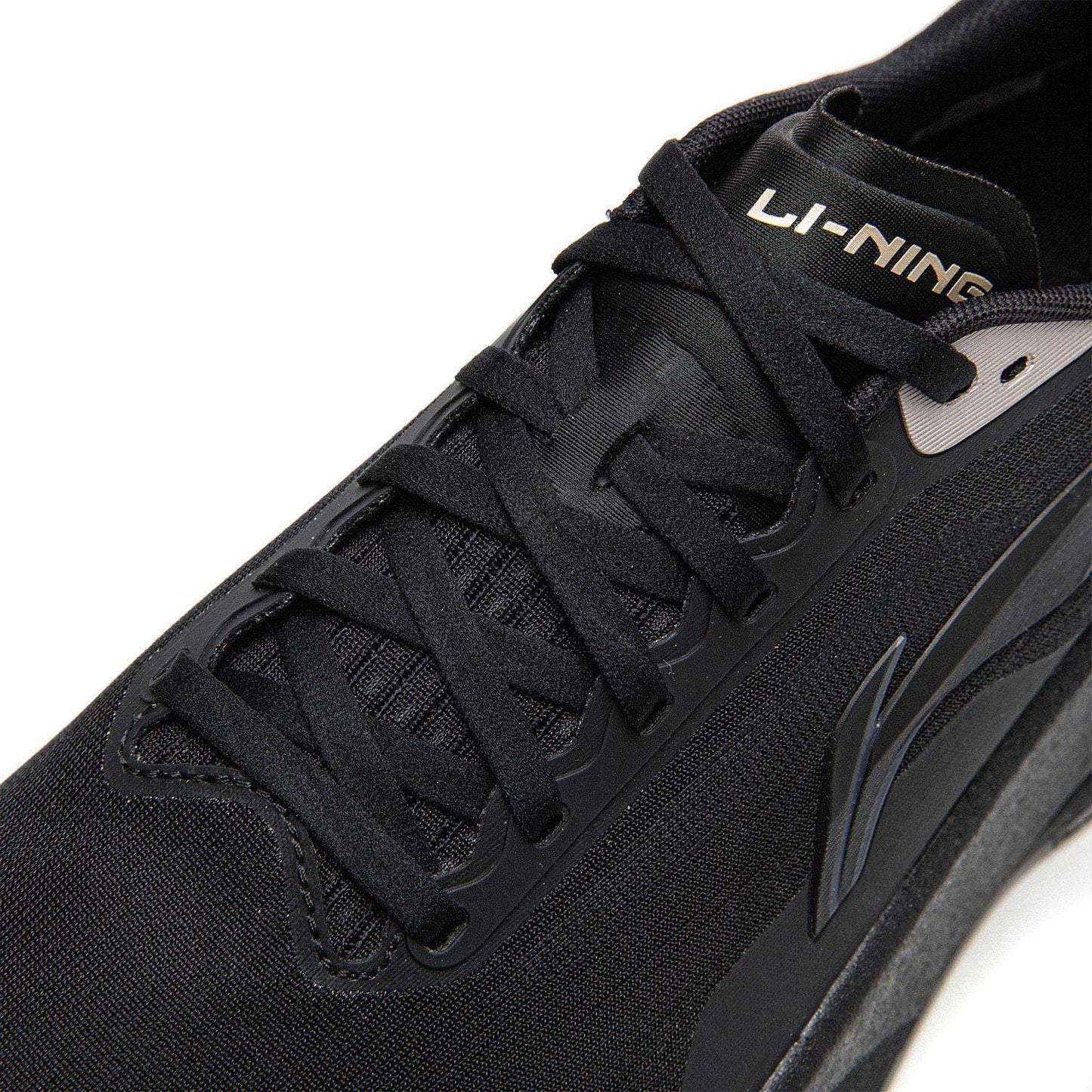 Li-Ning Super Shadow “Triple Black”