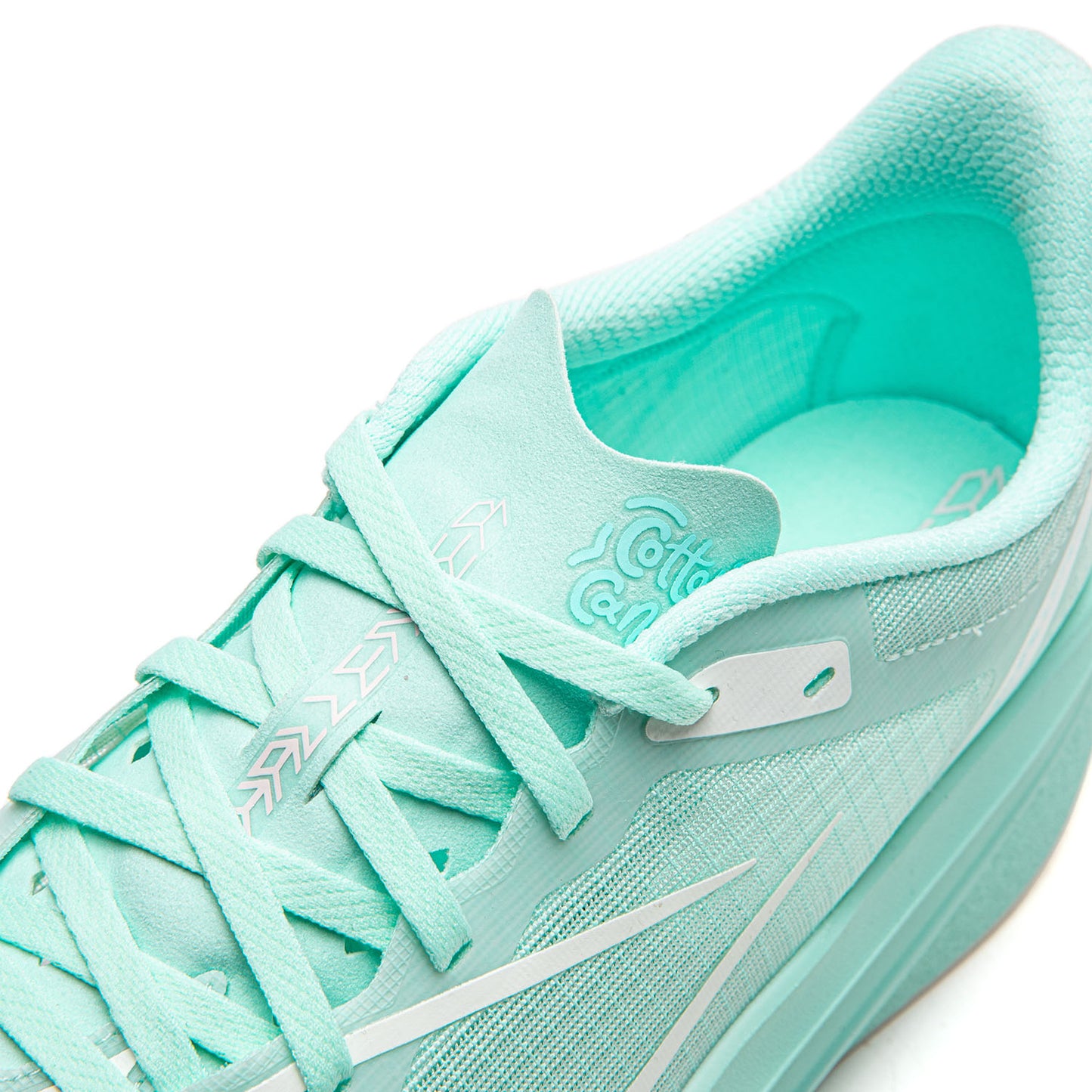 Li-Ning Feidian 6 Challenger “Cotton Candy”