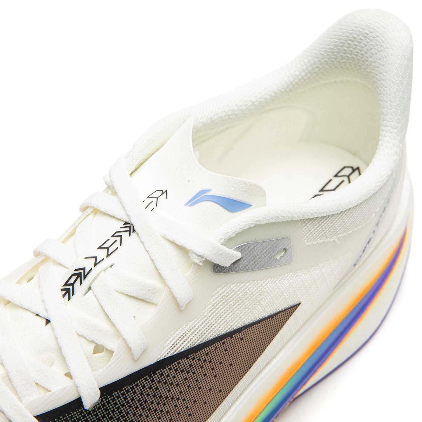 Li-Ning Feidian 6 Challenger “Iridescent Flow”