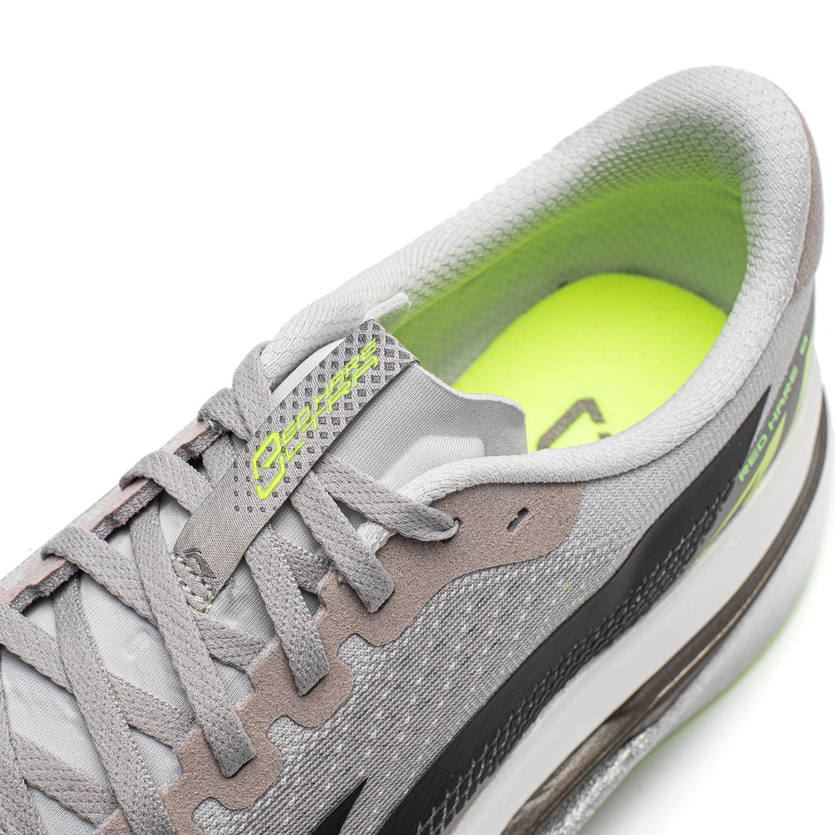 Li-Ning Red Hare 9 Ultra "Base Station Silver"